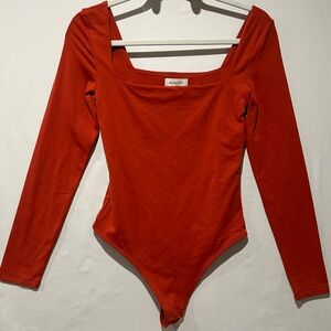 Aritzia Babaton Contour Red Square Neck Ling Sleeve Bodysuit